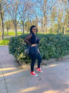 613829254: Chica busca chico en Alicante