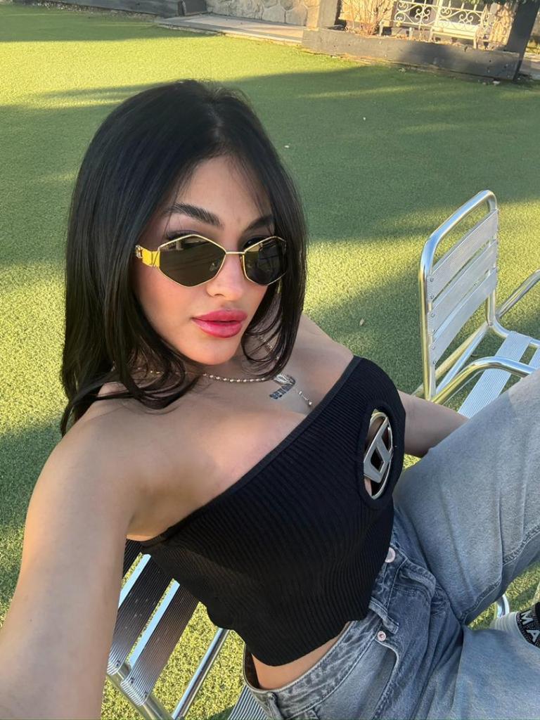 658921143: Chica busca chico en Málaga