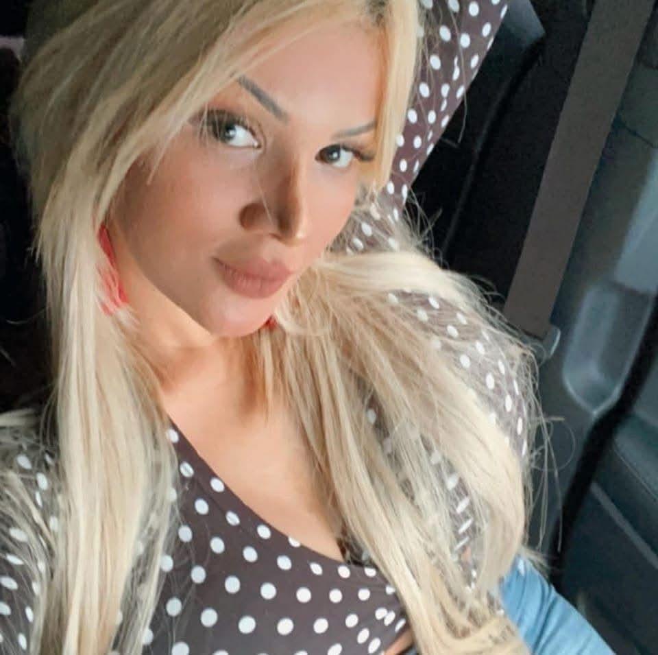 Chica busca chico en Barcelona: 