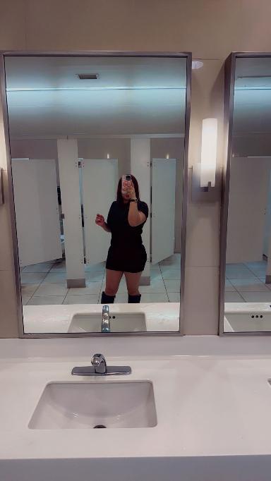 613948932: Chica busca chico en Madrid