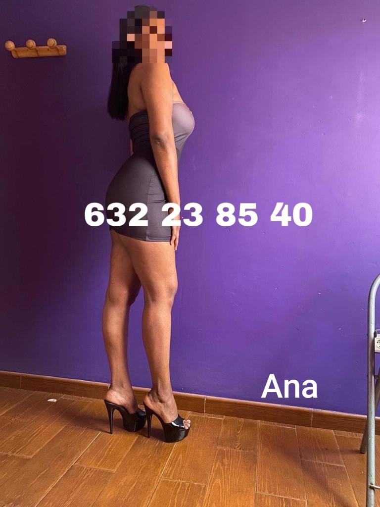 Chica busca chico en Almería: 