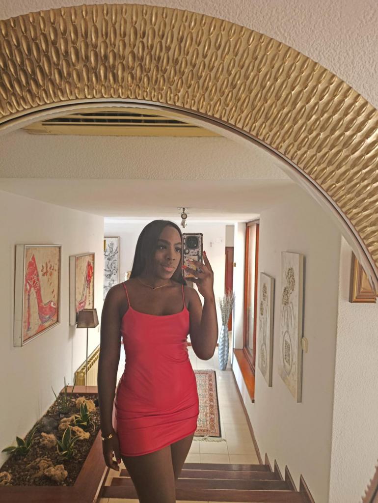 Chica busca chico en Asturias: 