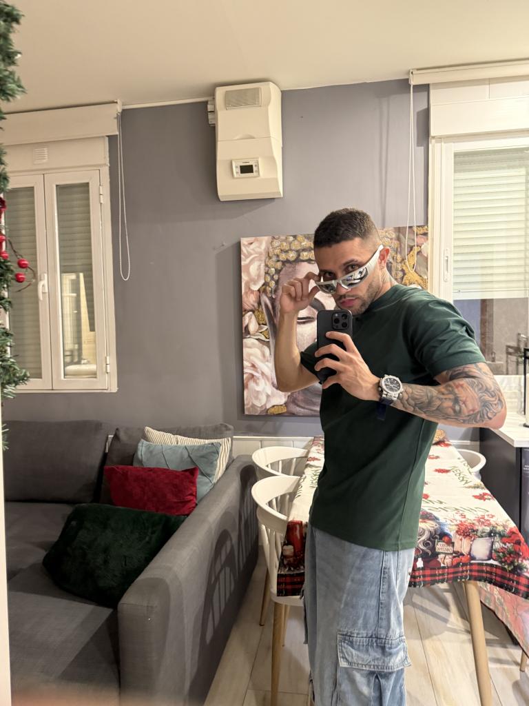 Chico busca chica en Madrid: 