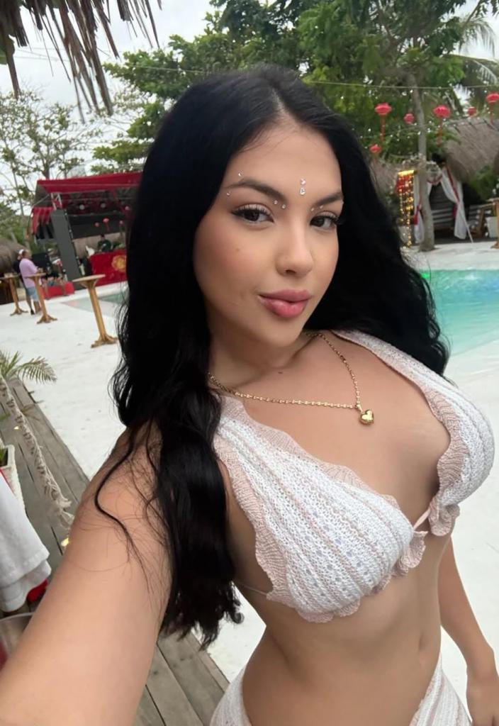 Chica busca chico en Tenerife: 