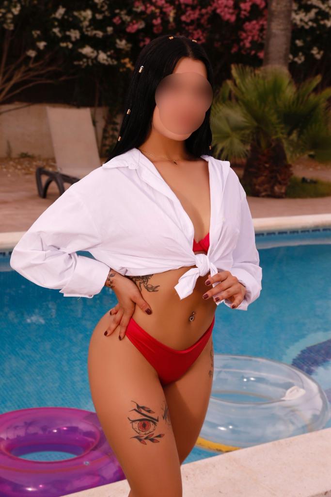 674583946: Chica busca chico en Madrid