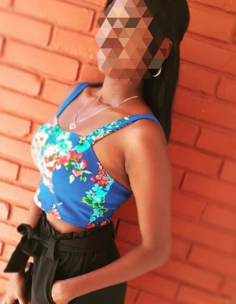 Chica busca chico en Pontevedra: Chica busca chico