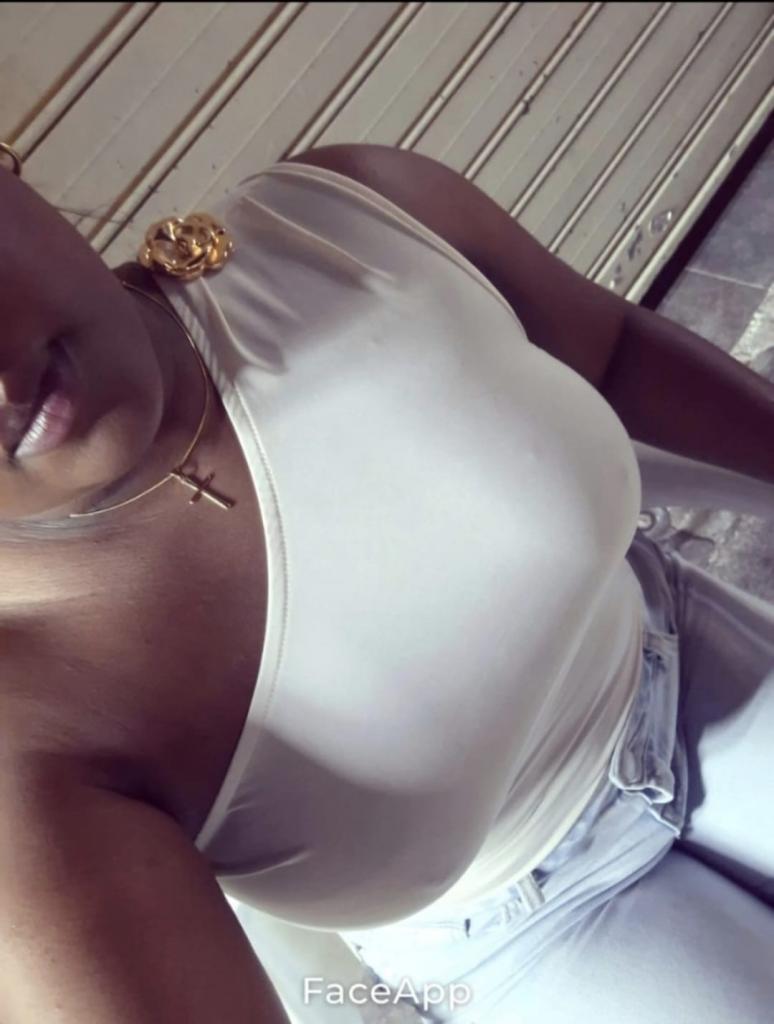 613941238: Chica busca chico en Málaga