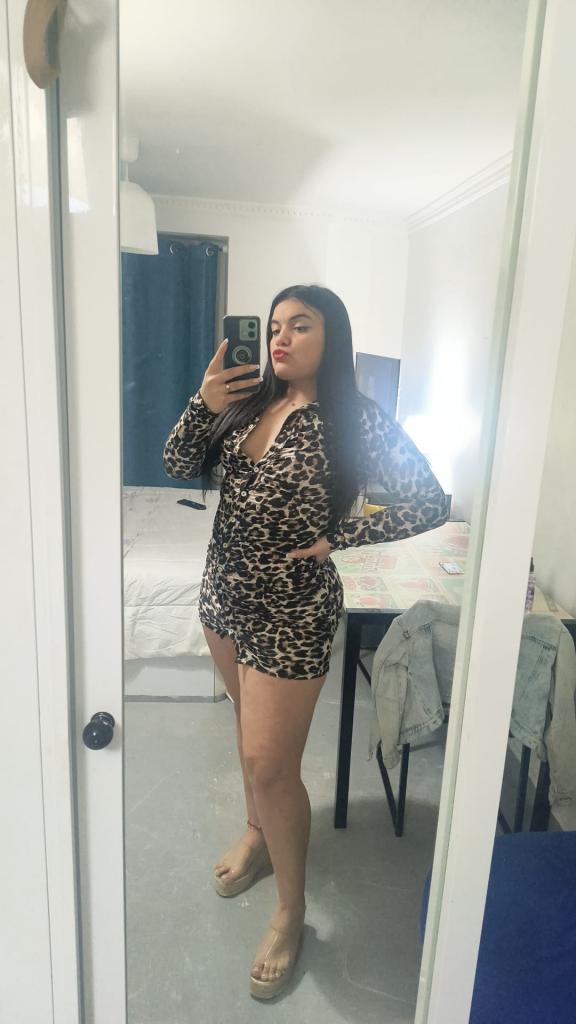 Chica busca chico en Sevilla: Chica busca chico