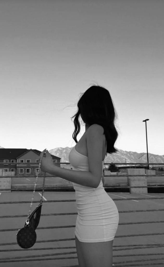 Chica busca chico en Sevilla: 