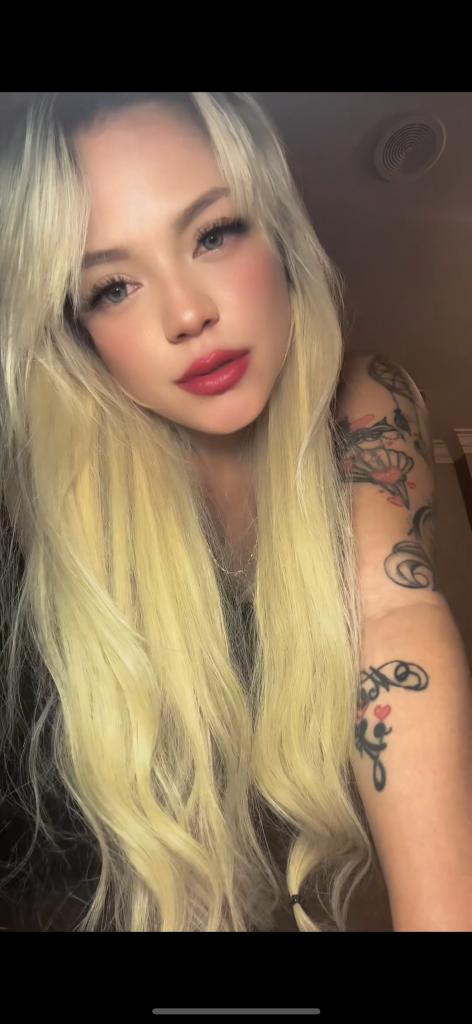 661629375: Chica busca chico en Barcelona