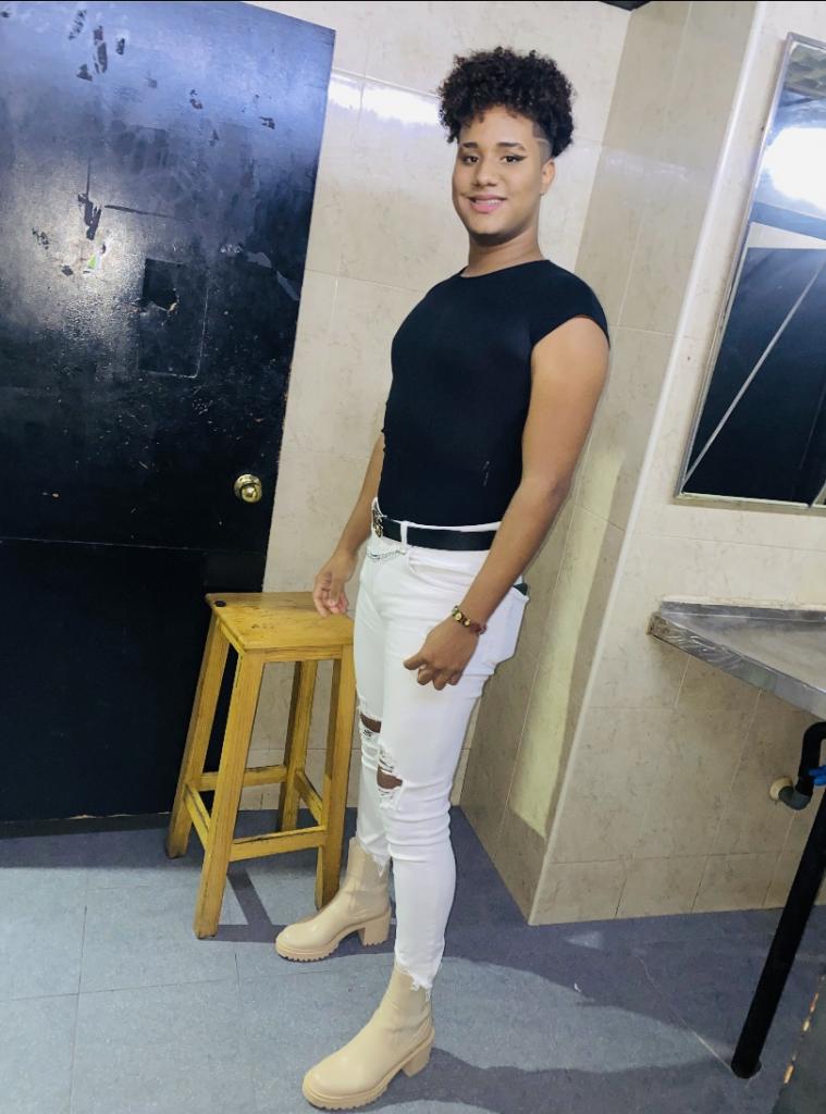 603643710: Chico busca chica en Barcelona