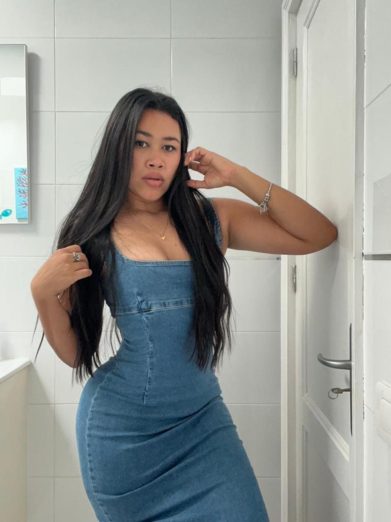 Chica busca chico en Las Palmas: Chica busca chico