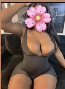 631243916: Chica busca chico en Barcelona