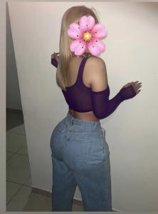 631243916: Chica busca chico en Barcelona