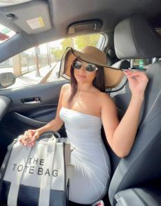 612207503: Chica busca chico en Málaga