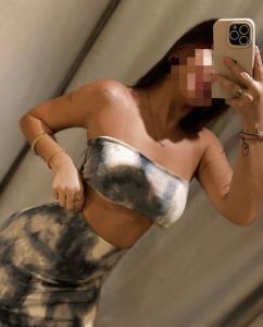 742059848: Chica busca chico en Málaga