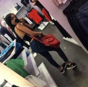 614949626: Chica busca chico en Alicante