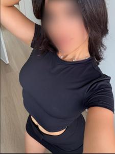 614865804: Chica busca chico en Madrid