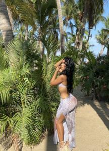 631093942: Chica busca chico en La Coruña