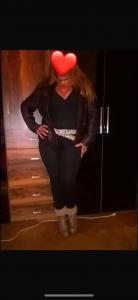 611268872: Chica busca chico en Lérida