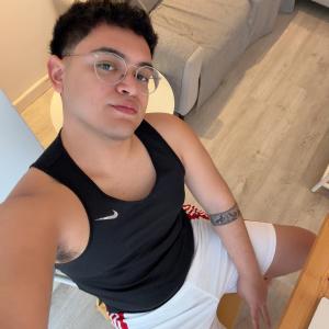 695091078: Chico busca chica en Cantabria