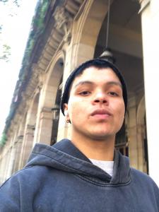 612279381: Chico busca chica en Barcelona