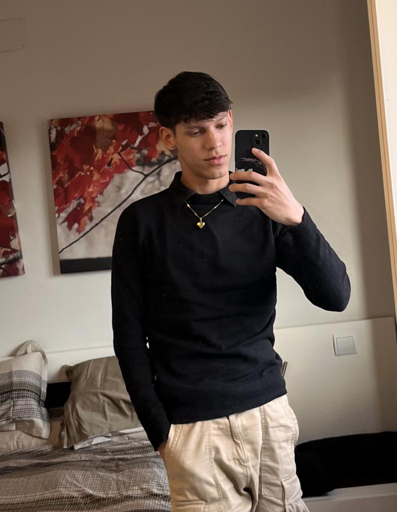 Chico busca chica en Málaga: 