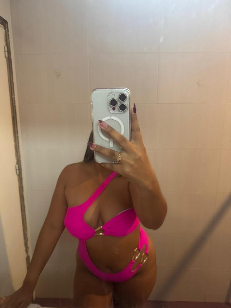 613965418: Chica busca chico en Córdoba