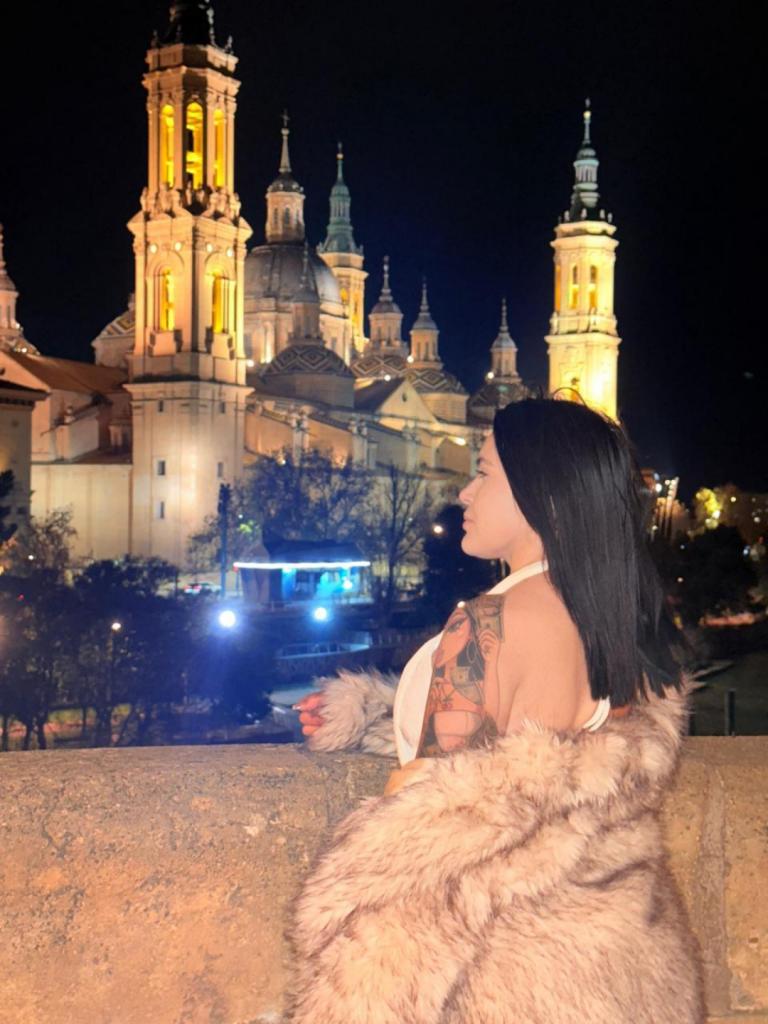 670645015: Chica busca chico en Las Palmas