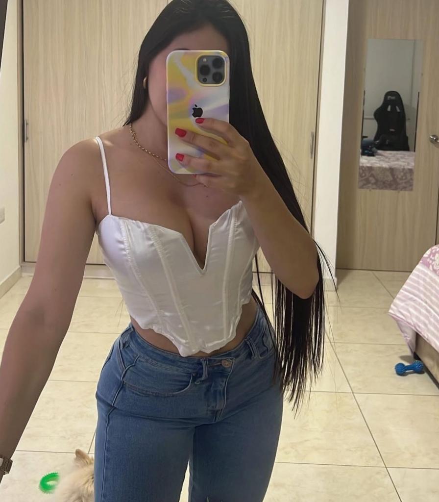 Chica busca chico en Almería: 