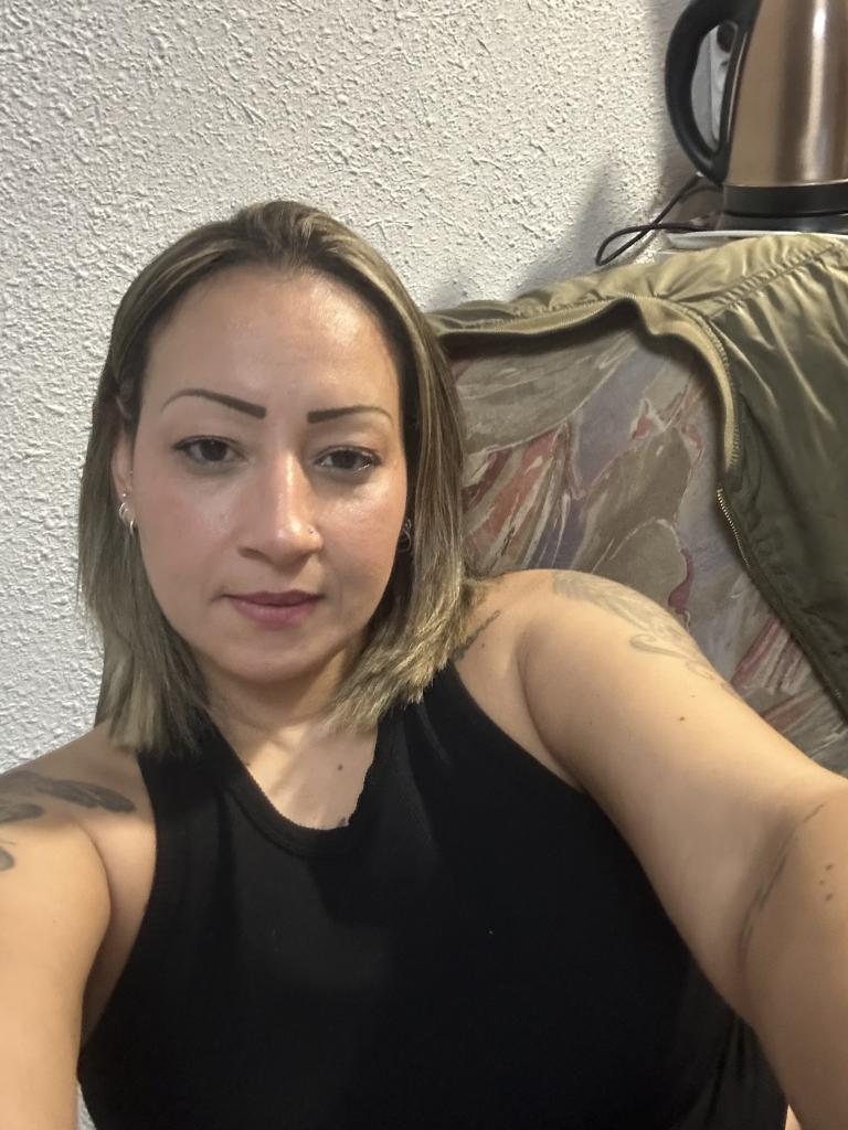 624492948: Chica busca chico en Valencia
