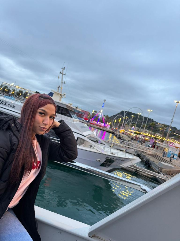 Chica busca chico en Barcelona: 