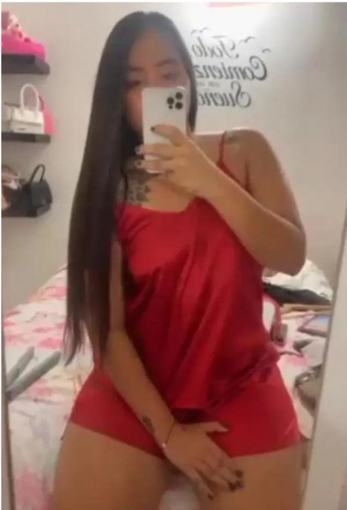 Chica busca chico en Almería: 