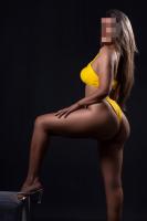 612417501: Chica busca chico en Barcelona