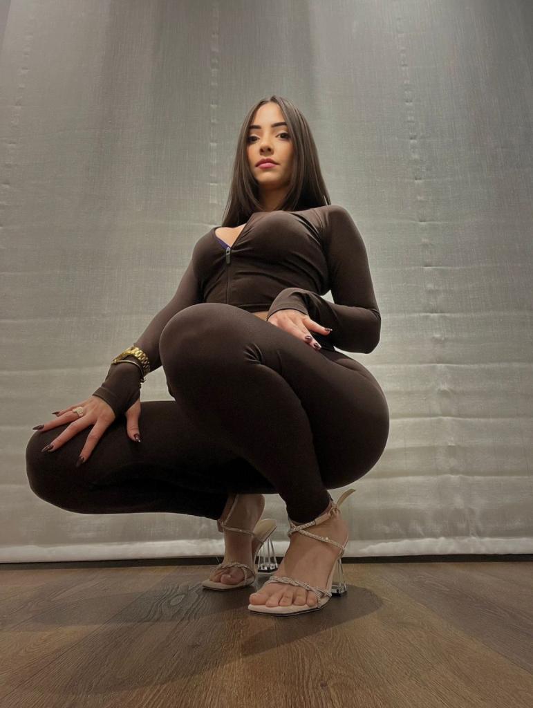 Chica busca chico en Asturias: 