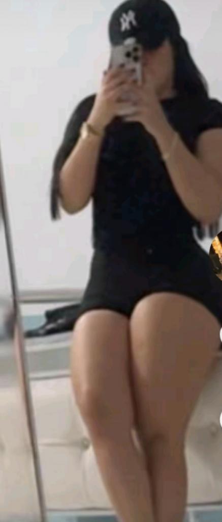 Chica busca chico en Granada: 