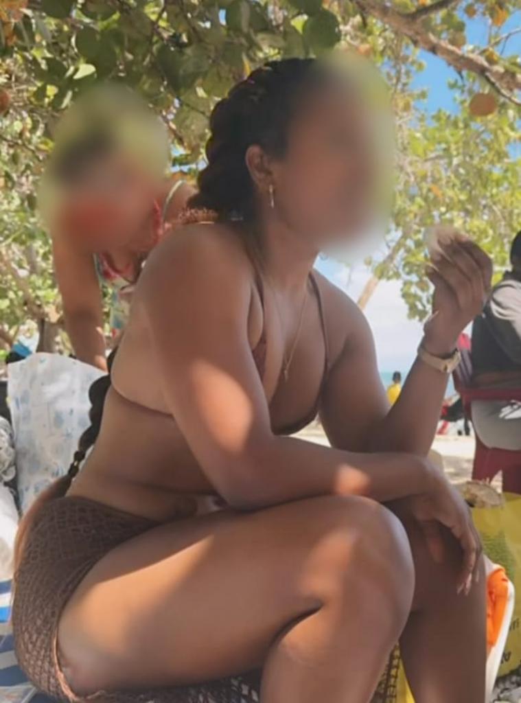 Chica busca chico en La Coruña: 