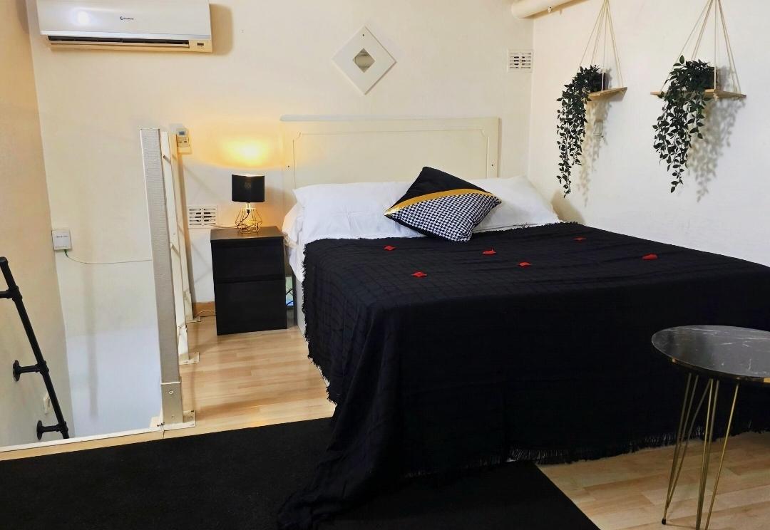 Chica busca chico en Barcelona: 