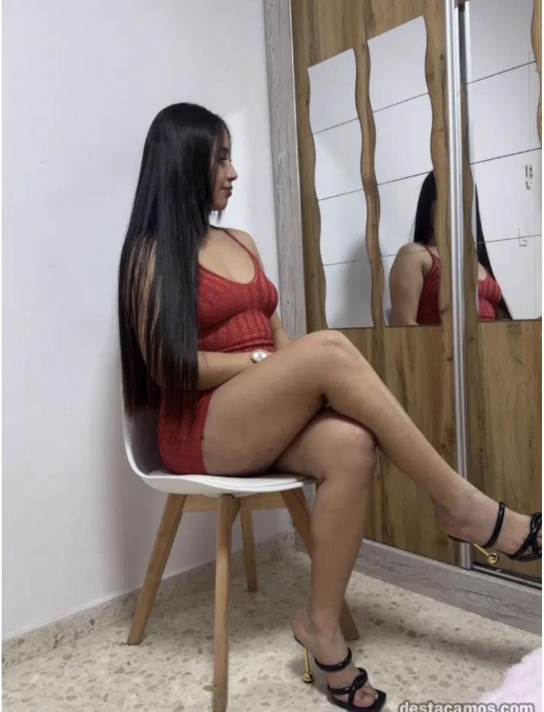 600779082: Chica busca chico en Sevilla