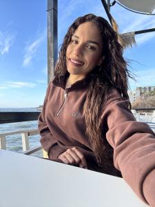 655305560: Chica busca chico en León