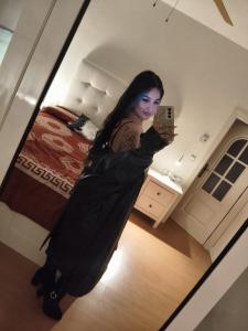 631326149: Chica busca chico en Madrid