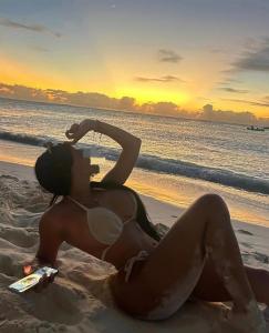 633413428: Chica busca chico en Zaragoza