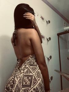 610647734: Chica busca chico en Sevilla