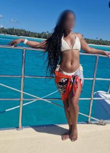 672583989: Chica busca chico en La Coruña