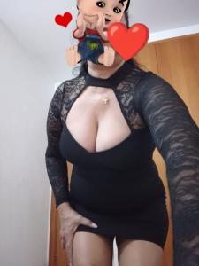 632405481: Chica busca chico en Gerona