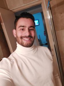 681624654: Chico busca chica en Barcelona