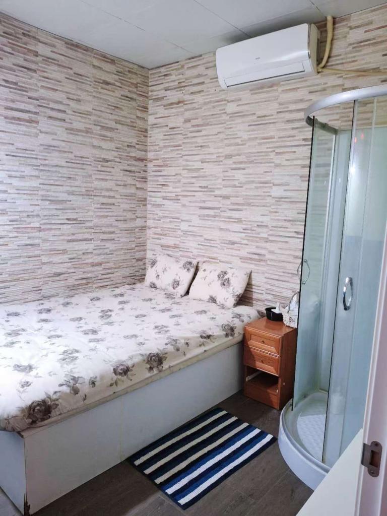 Chica busca chico en Barcelona: 