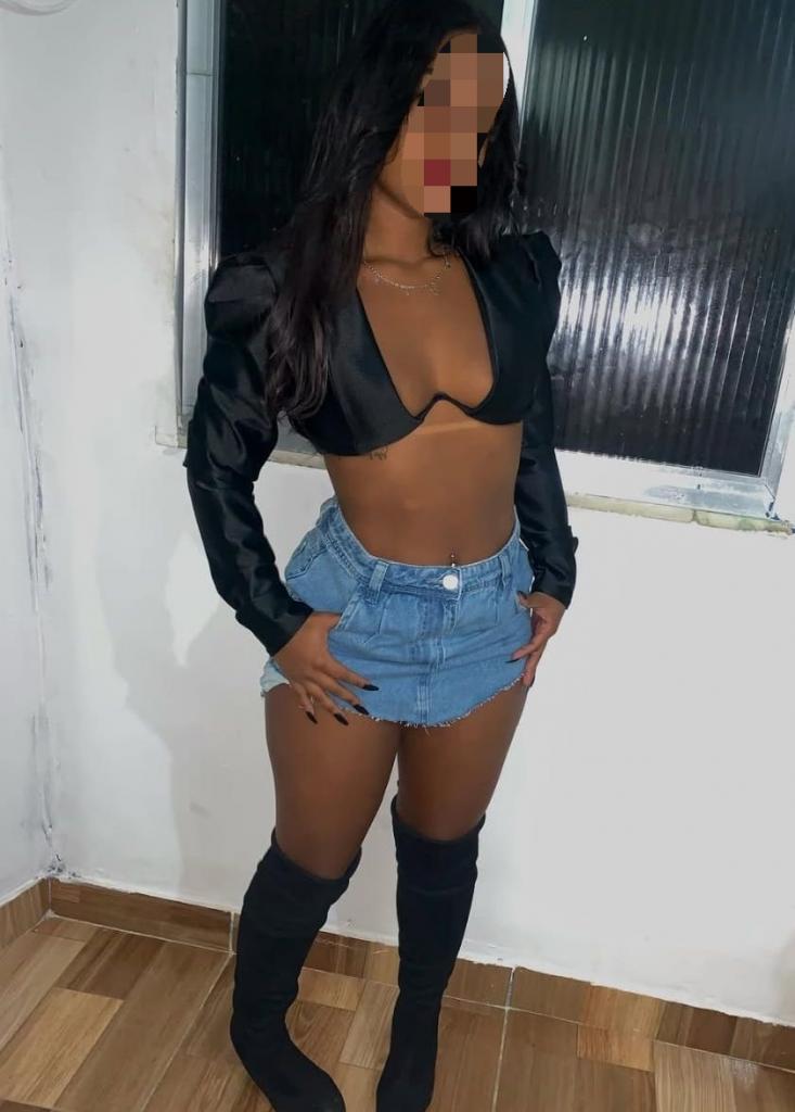 Chica busca chico en Jaén: 