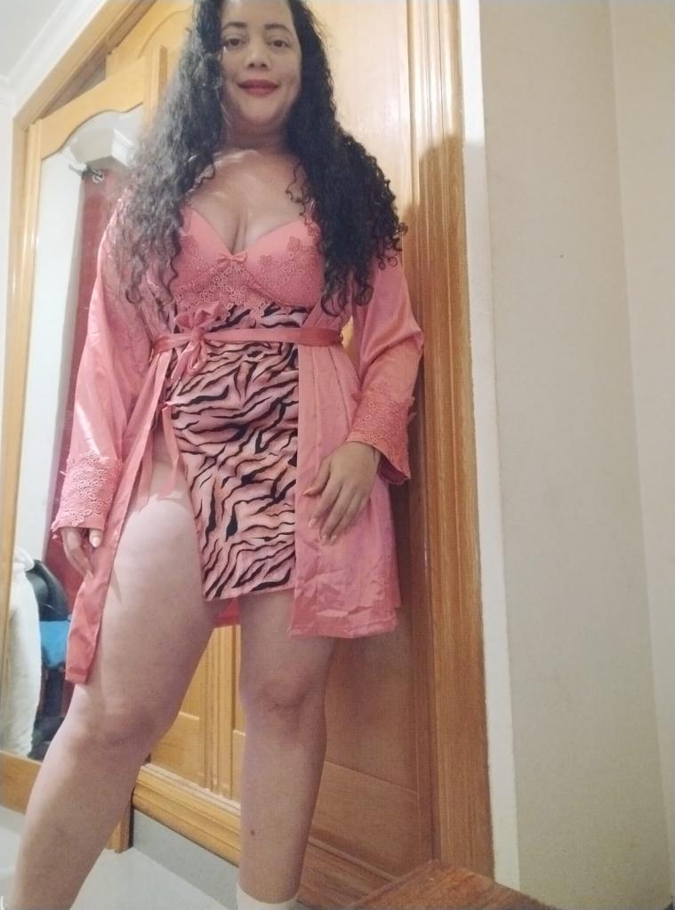 Chica busca chico en Almería: 