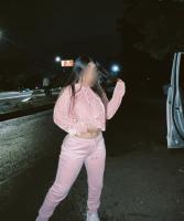 604388142: Chica busca chico en Pontevedra